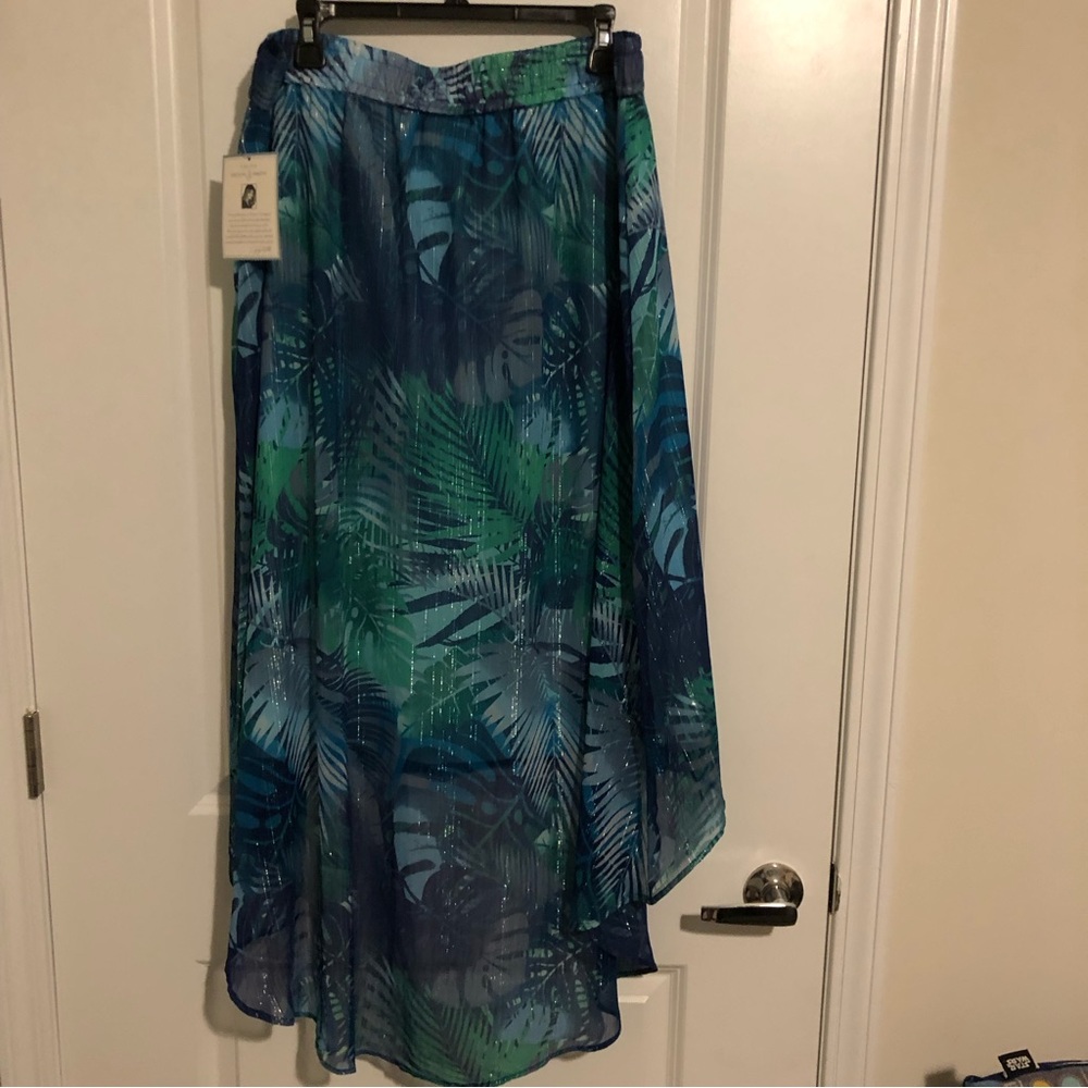 Jaclyn Smith Turquoise Multicolored Elastic Waist Skirt. Size XL.